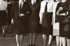 AGI-Cesena_01069-Albero_1967_ventennale-AGI-Palazzo-Ghini-a-Cesena_da-dx-Caterina-Magnani-Teresa-Riva-Giorgia-Bazzocchi-e-Renata-Selva