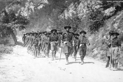 ASCI-Bologna_01292-Albero_1922_campo-scout-premilitare-Vergato-Val-Labante_in-marcia_da15a30agosto
