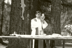 LEVRATTI-d.Nino_00686-Albero_anni60_messa-al-campo-di-reparto