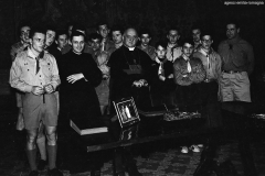 MORONI-d.Tonino_00760-Albero_1959_con-Vescovo-Mons.Colli_