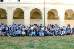 MORONI-d.Tonino_00765-Albero_2007_con-i-suoi-scout